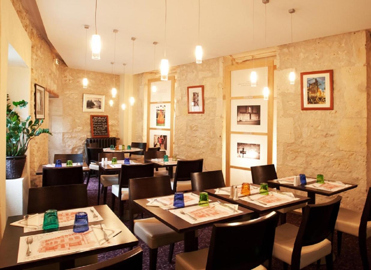 Hostellerie Du Coq D'Or Jonzac Εξωτερικό φωτογραφία